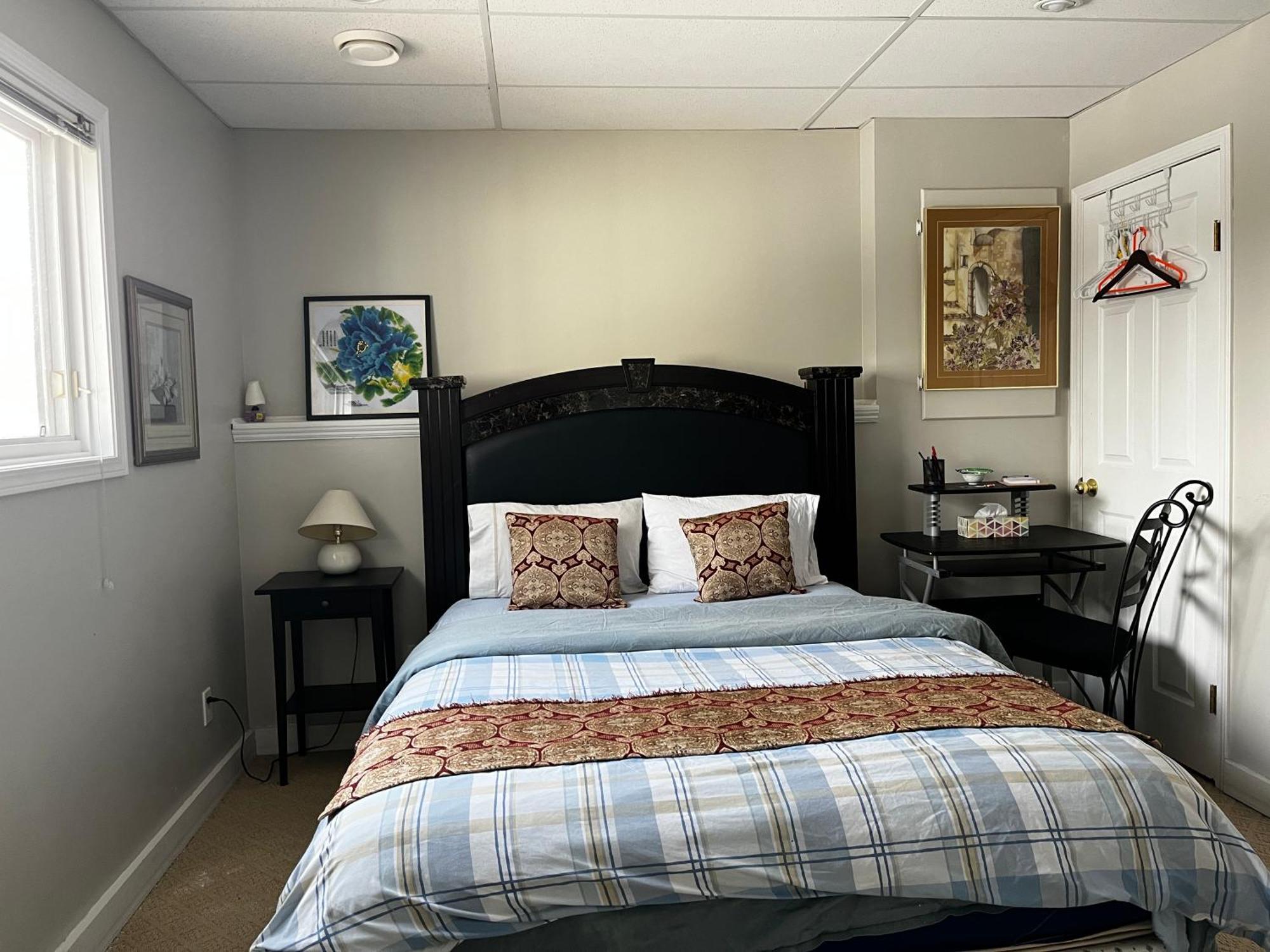 Citadel Cozy Quilt Private Bedroom YYC Екстериор снимка